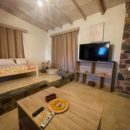 Kenny'S Villa 마스티차리 외부 사진